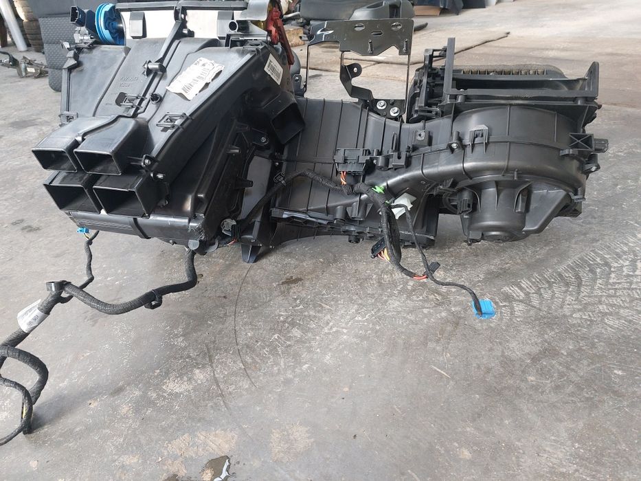 Aeroterma bord Octavia 2 facelift 2009-2013