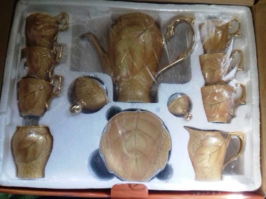 Кофейный сервиз новый в упаковке  фирмы Sitra