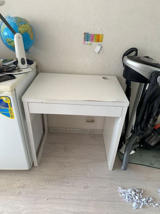 Продам письменный стол для уроков