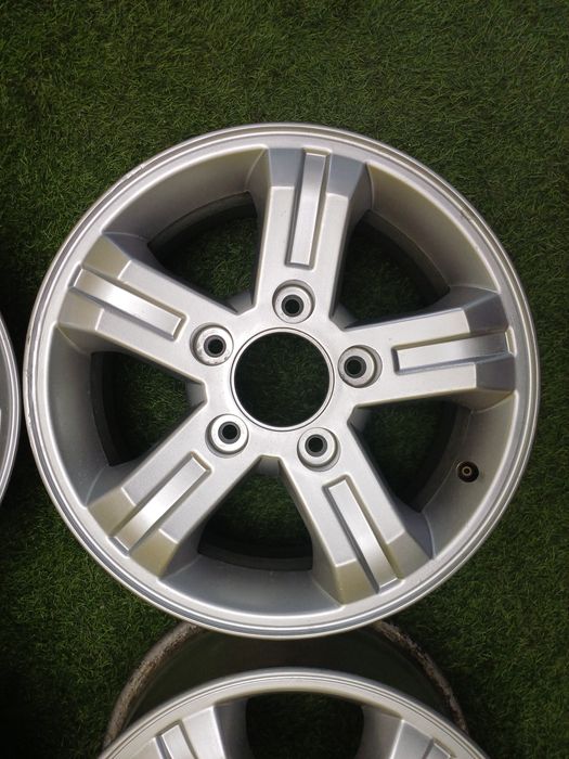 Диски R16 5×139.7 на Kia.