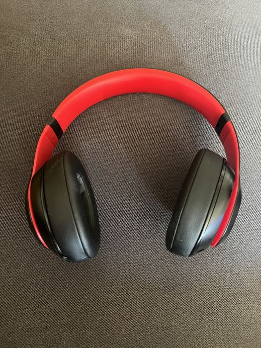 Безжични слушалки