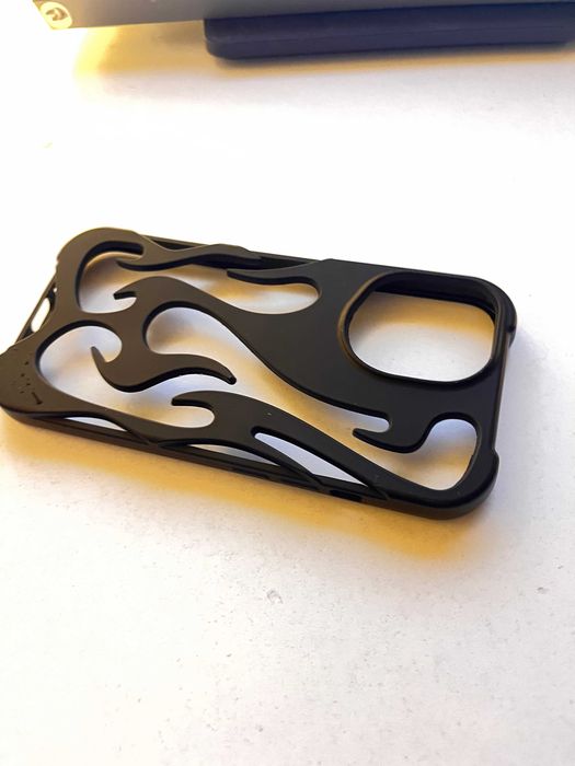 Husă De IPhone 13 cu design hollow case