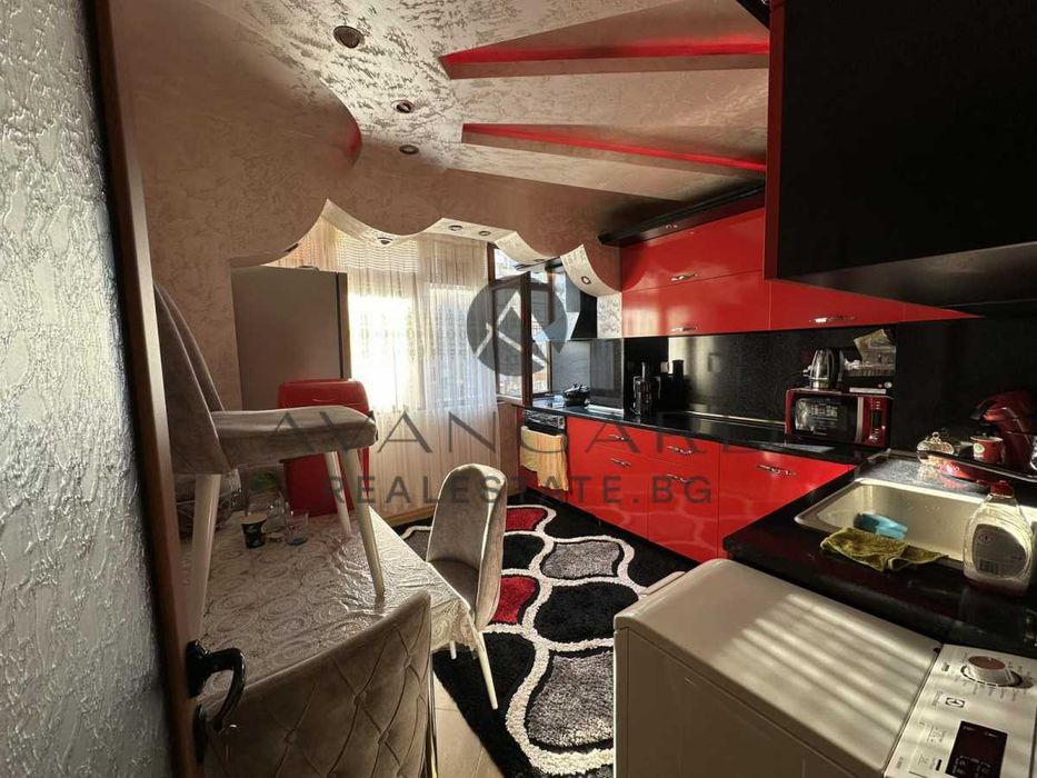 Продава се Двустаен апартамент в Пловдив, Изгрев - 64 кв.м за 1602 €/кв.м - Снимка #6