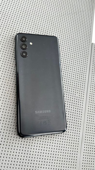 Vând Samsung A04s in stare impecabilă
