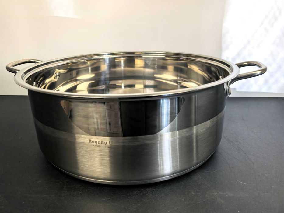 Cratita inox 36x14 cm 14 litri cu capac metal 250 lei