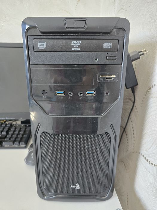 Настольный компьютер