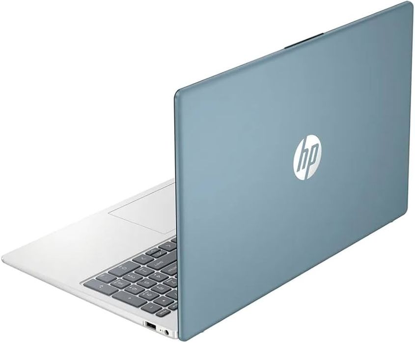 Hp Laptop i3 13th gen. Touchscreen. Copilot. Wi-fi 6