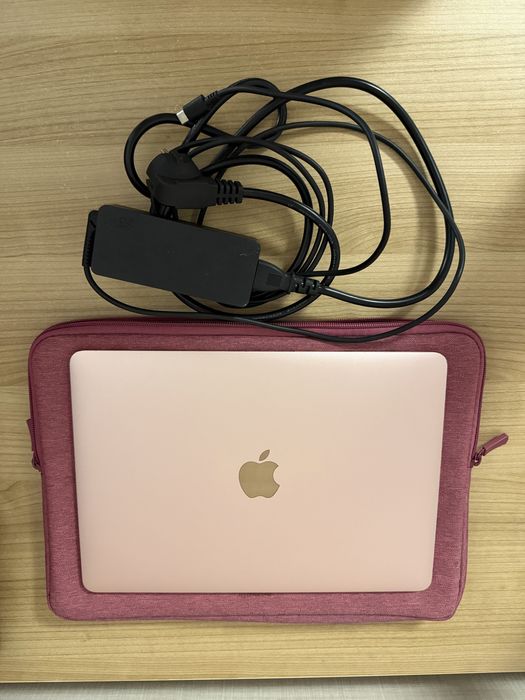 Vand Macbook 12 ( Retina, 12-inch)
