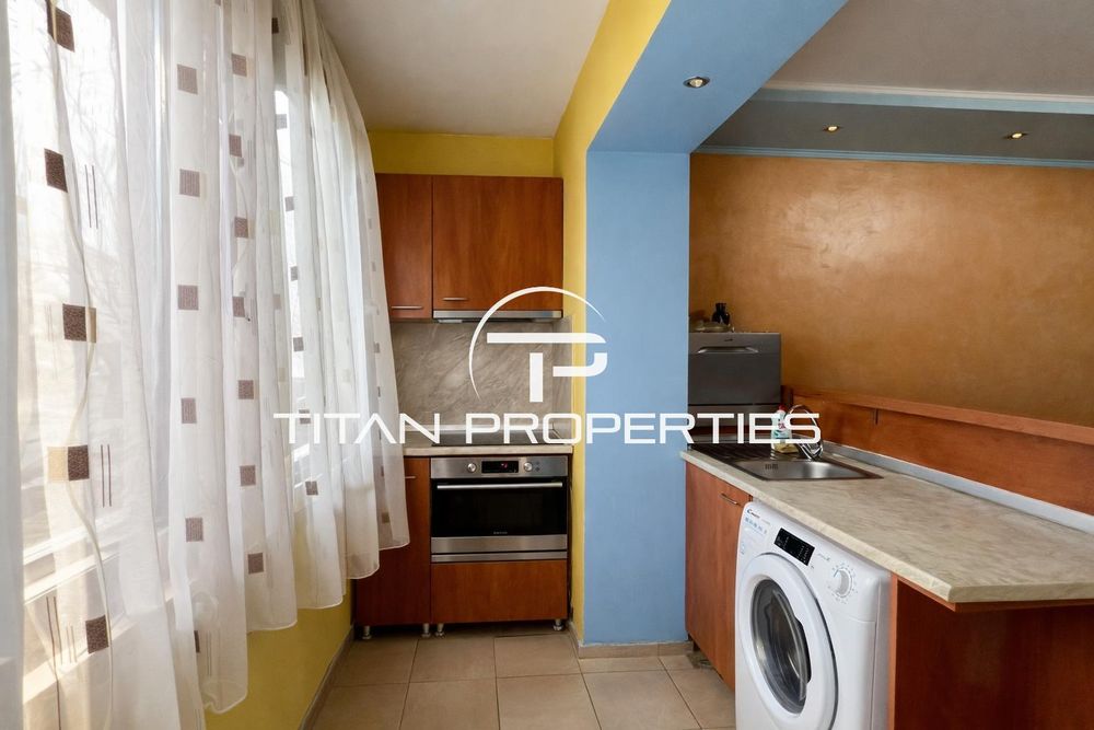 Тристаен апартамент за продажба в кв. Кършияка