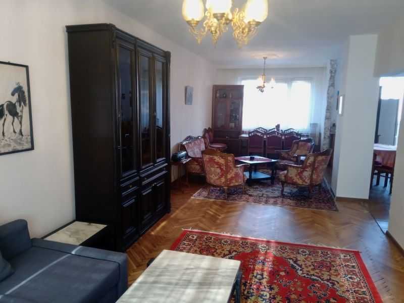 Дава се под наем Тристаен апартамент в София, Красно село - 130 кв.м за 229.5 € - Снимка #3