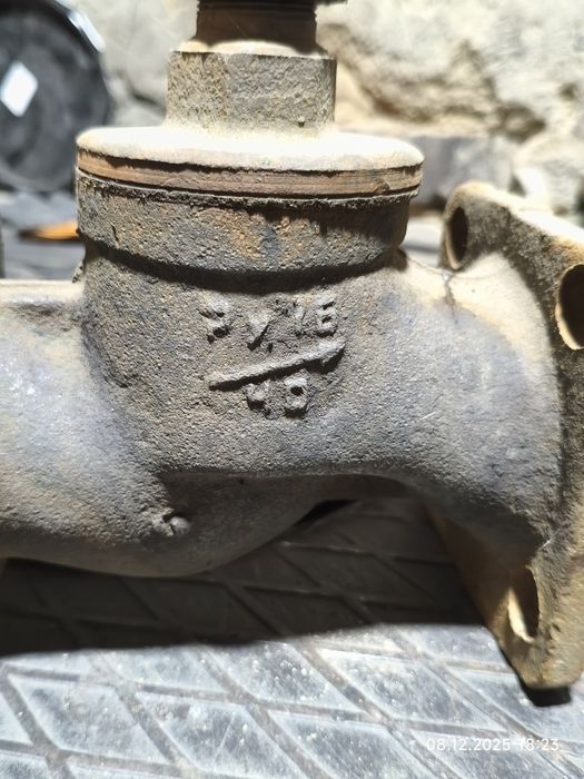 Продам винтиля чугунные