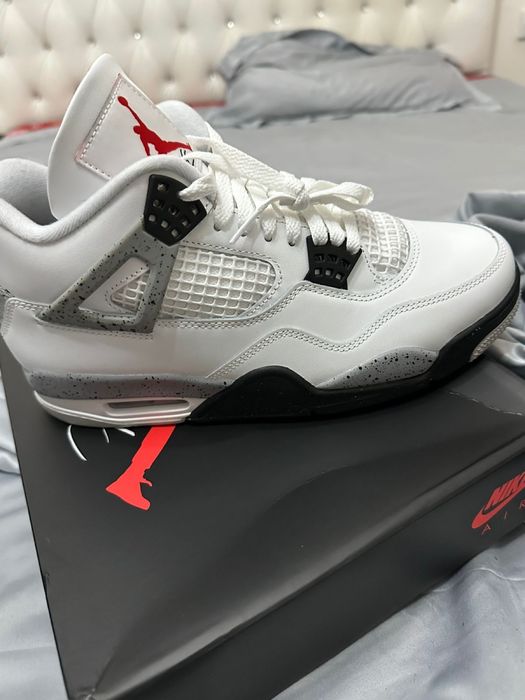 Nike Air Jordan 4 Retro White Cement