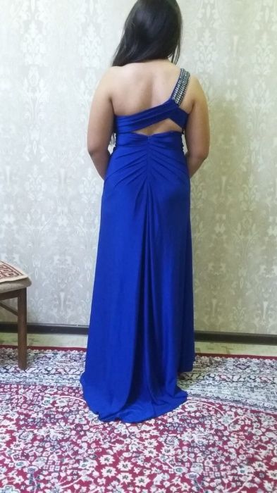 Продам красивое коктейльное платье