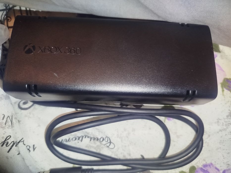 Оригинален Захранващ Адаптер за XBOX360 SLIM