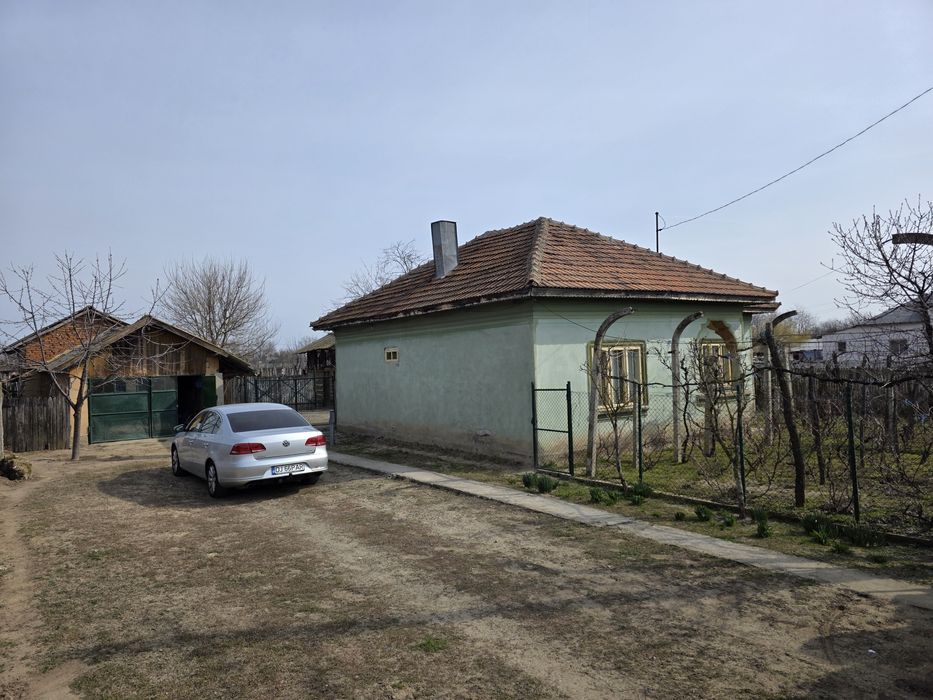 Vand casa comuna Celaru, sat.Soreni ,jud.Dolj