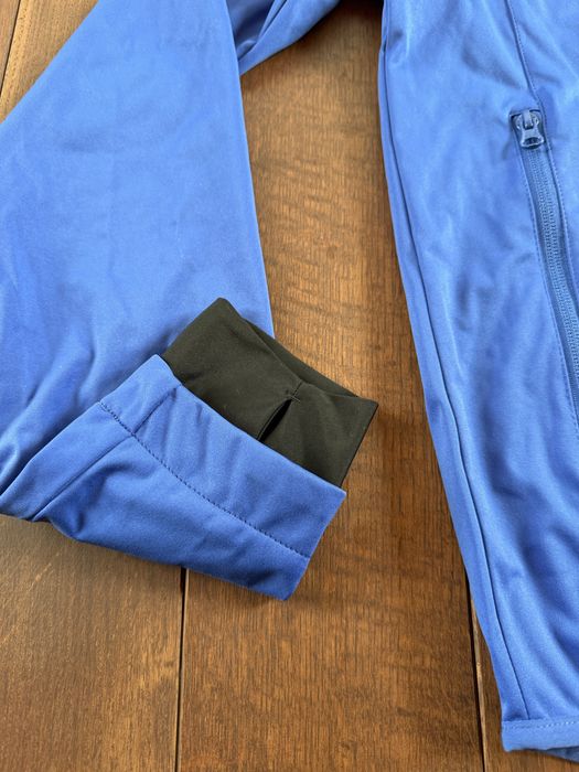 Вело яке с воден стълб 10000