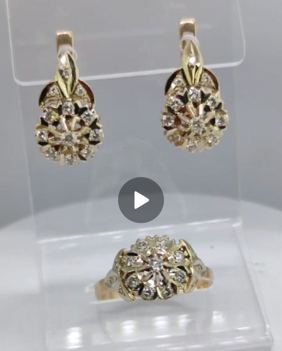 Продам бриллиантовые бакинские зоводские серьги кольцо в комплекте