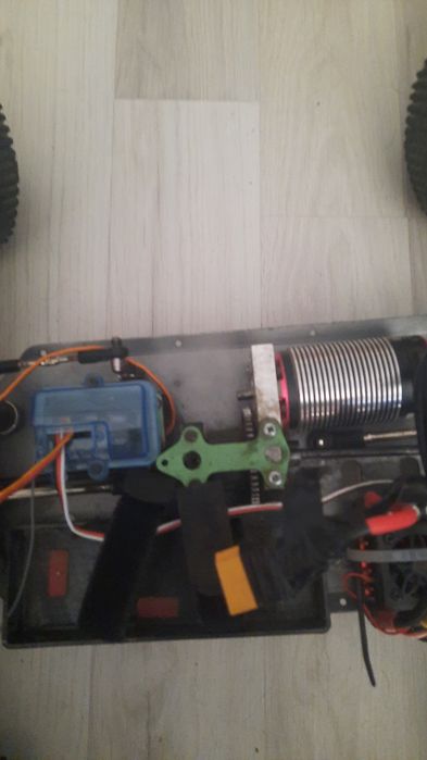 Продавам тръги 4s