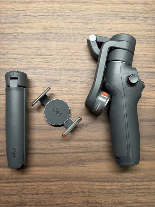 DJI Osmo Mobile 6