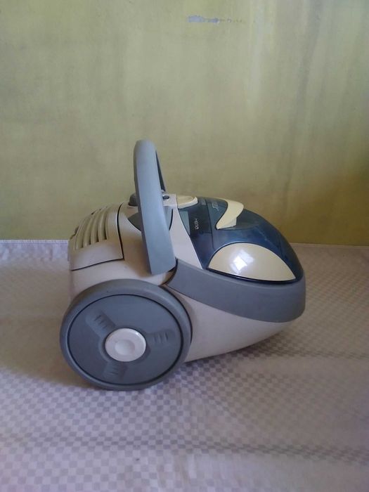 (75 ЛЕВА)Контейнерна прахосмукачка Zelmer Galaxy 2-1800W