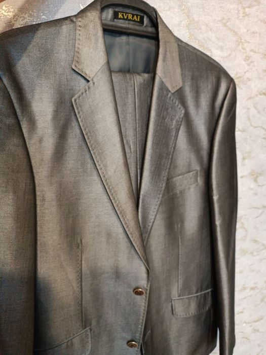 Продам.      костюм