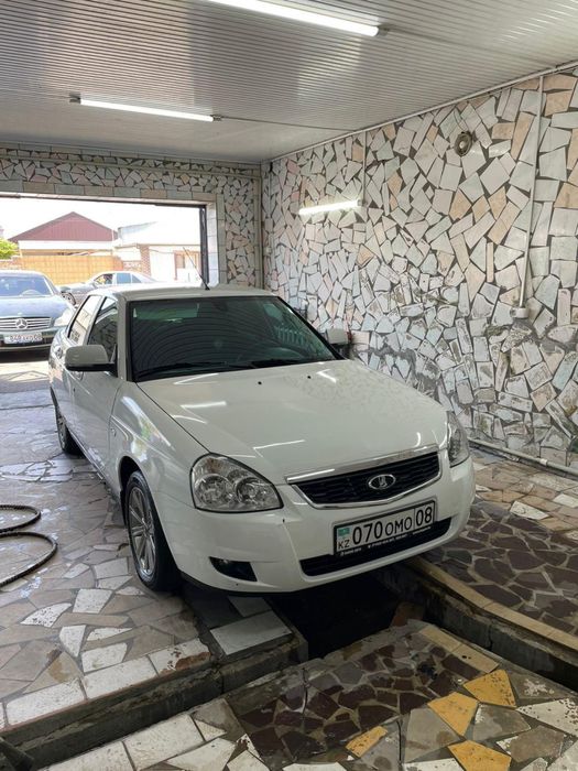 В продаже Приора