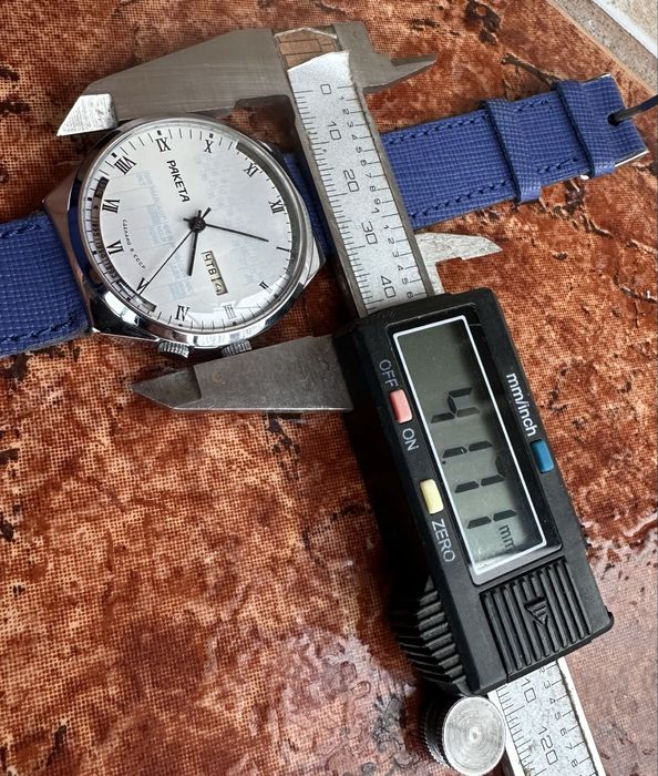 Нов сьветски механичен рьчен часовник Ракета вечния календар