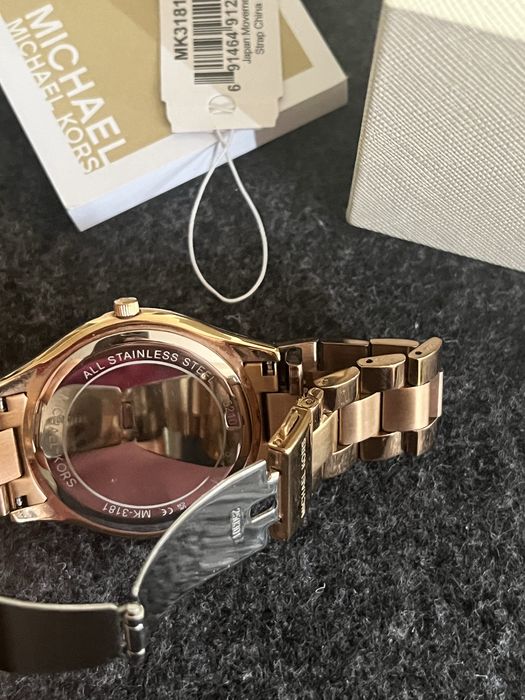Часовник Michael Kors