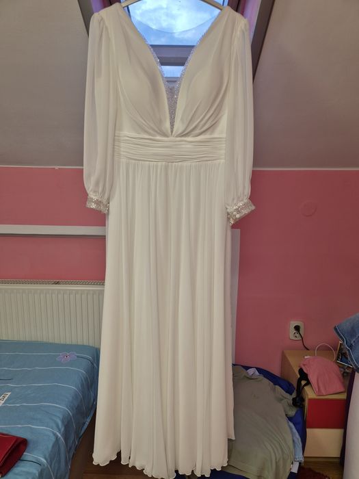 Rochie de mireasa A-line