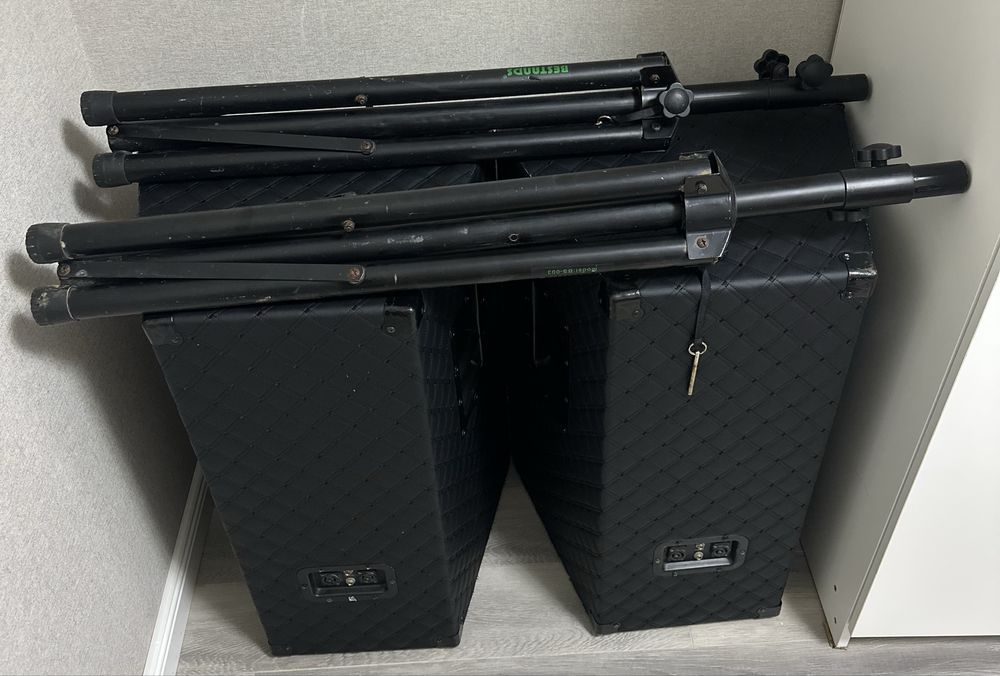 Музыкальный аппаратура сатылады.