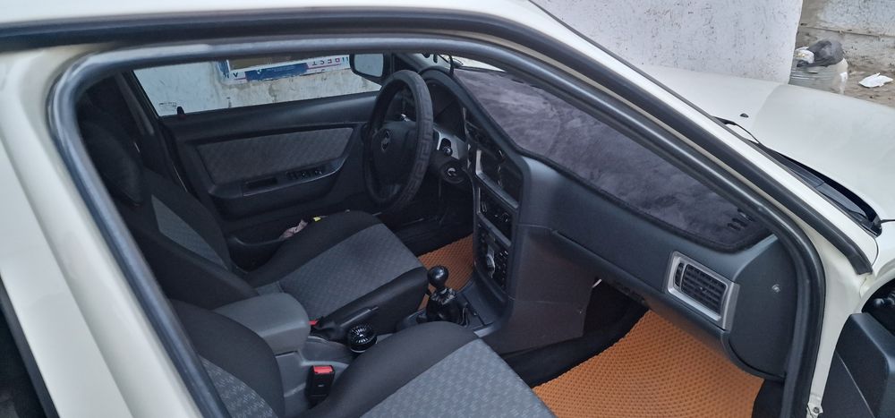 Nexia 2 2016yil 75000 km