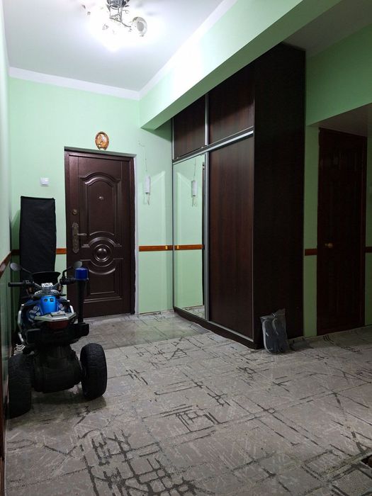 Сдам 4-х комн Сергели-8 5/9-эт.дом