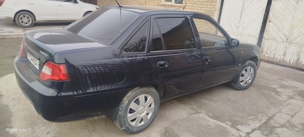 Нексия -2 сотилади