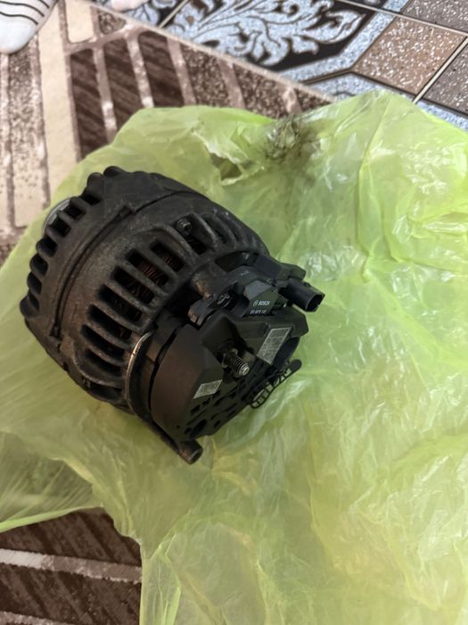 Алтернатор за 1.9TD ново