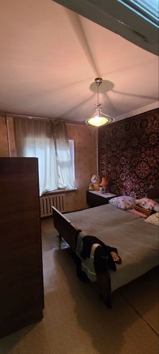 Продаётся своя 3х комнатная на сергели 7