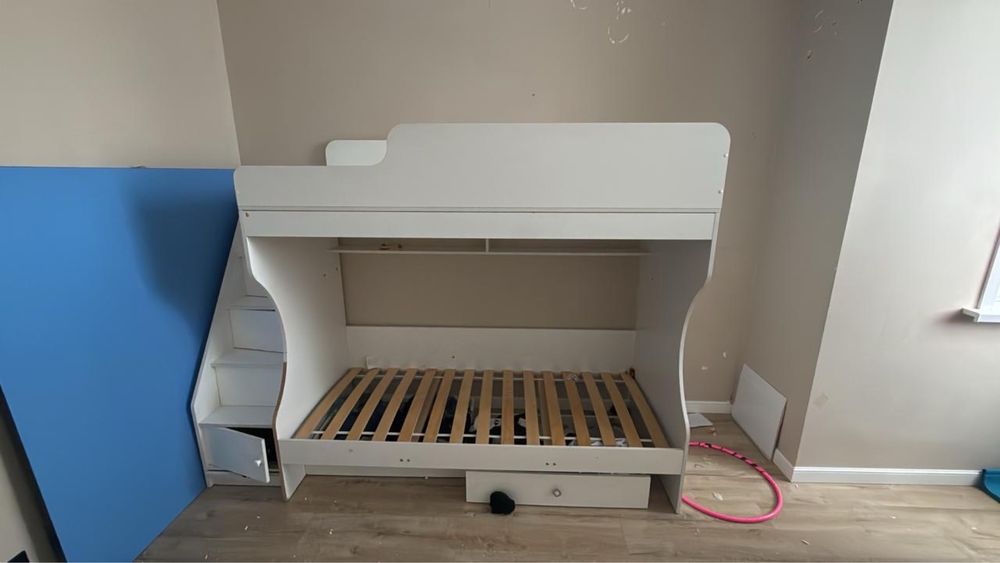 Оддам даром Кровать детски