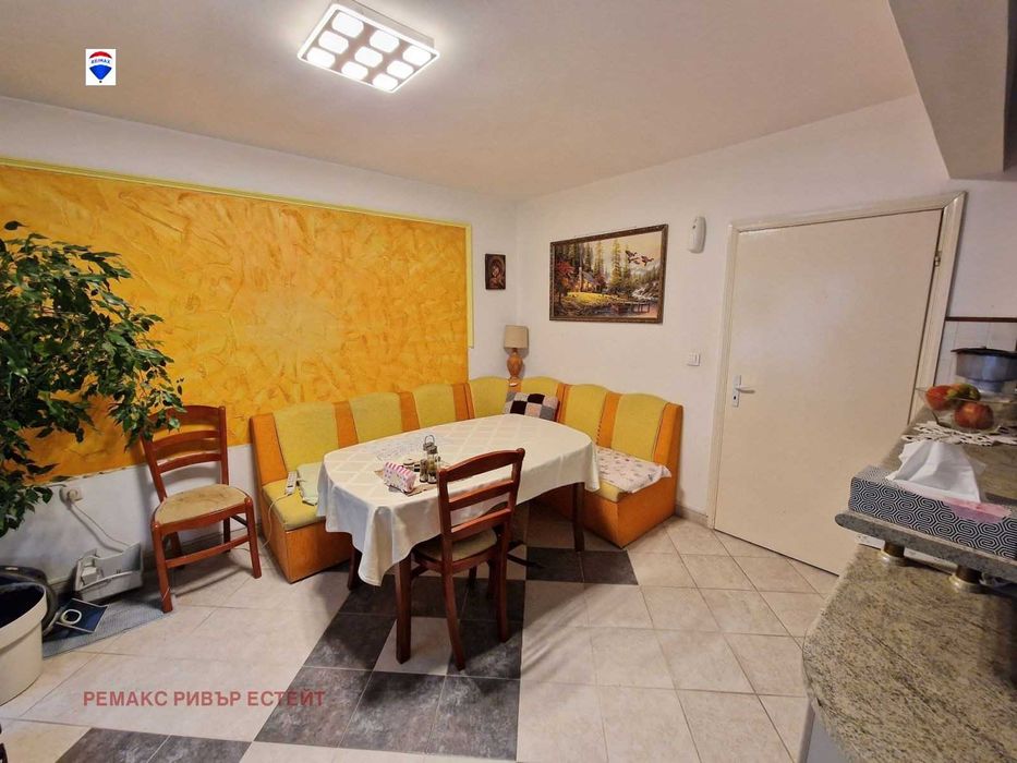 Мезонет за продажба в кв. Ялта, гр. Русе