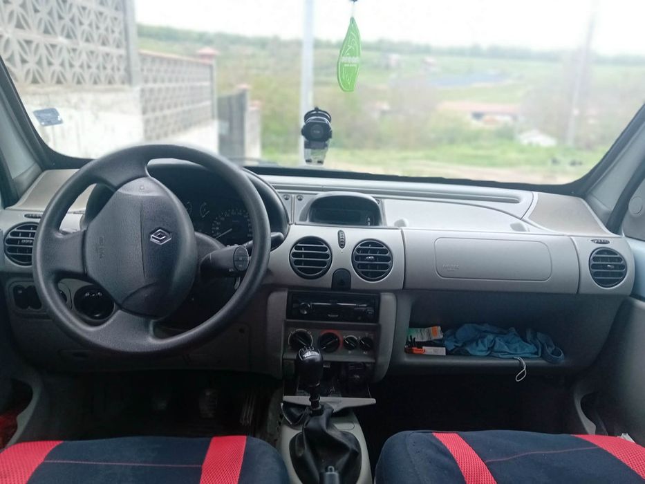 Продава се  Reno Cango 1.9 !