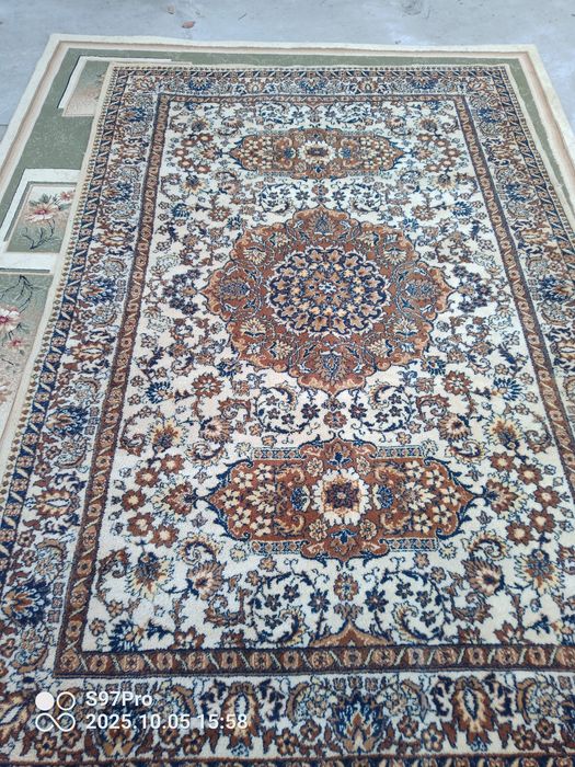 Ковры и дорожки б/у