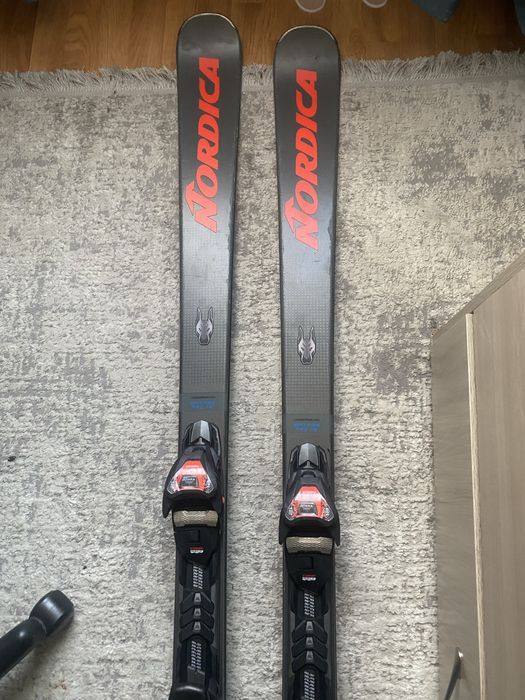Лыжи Nordica Doberman