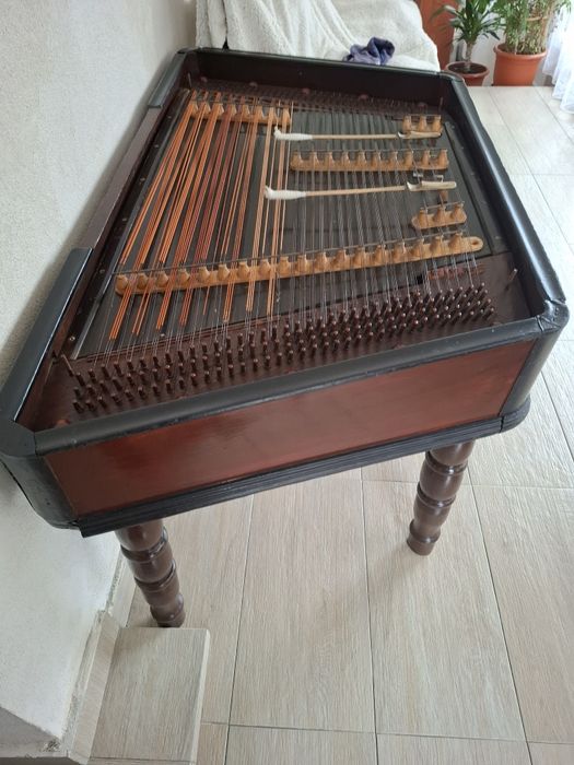 Țambal vechi perfect funcționale