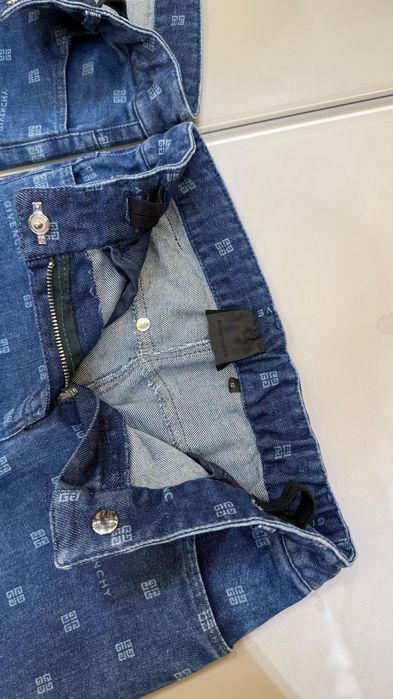 Джинсы Givenchy Monogram Denim — оригинал, отличное состояние