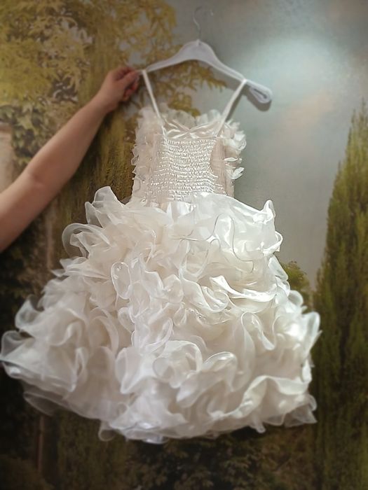 Пышное нарядное детское платье б/у