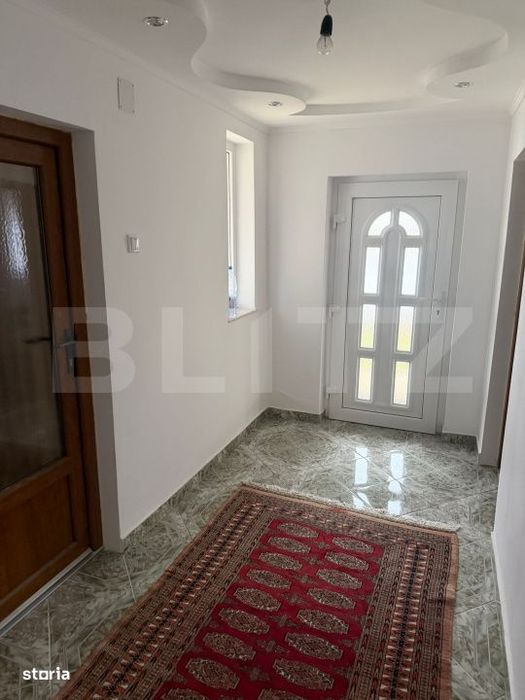 Casa 4 camere, 83 mp, 1000 mp teren, zona Dumbraveni