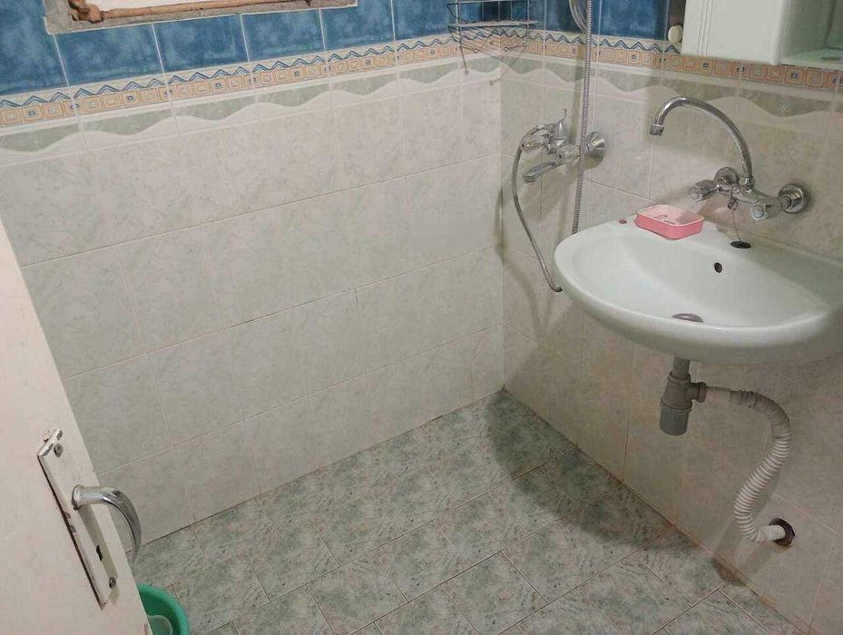 Дава се под наем Двустаен апартамент в Пловдив, Кършияка - 65 кв.м за 331.5 € - Снимка #5