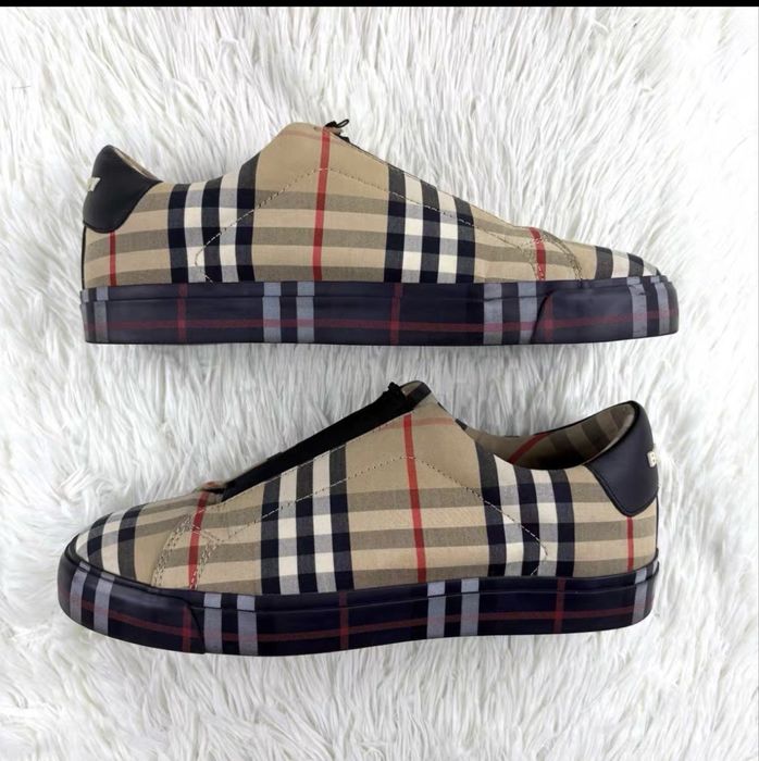Кроссовки Burberry (ОРИГИНАЛ)
