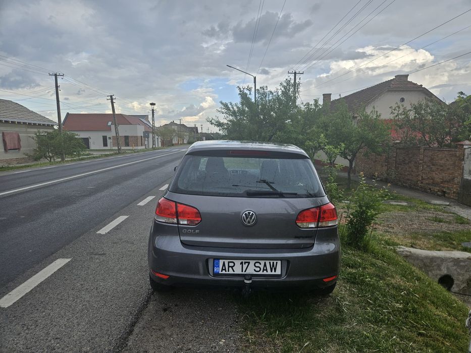 Volkswagen Golf VI 1.4MPI