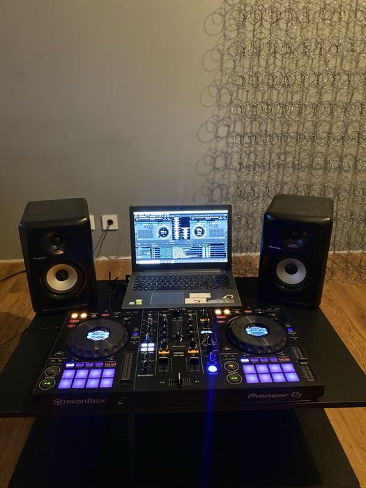 Контроллер Piener DDJ-800