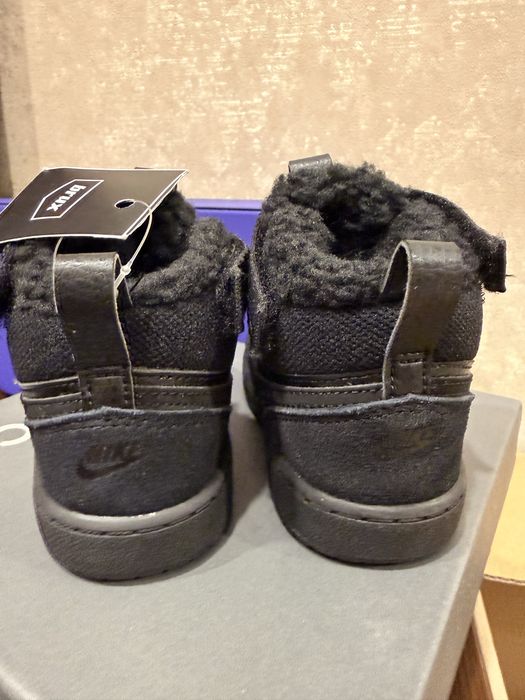 Nike кроссовки детские новые