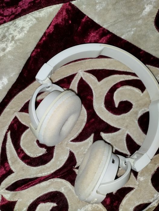 Продам наушники UBL